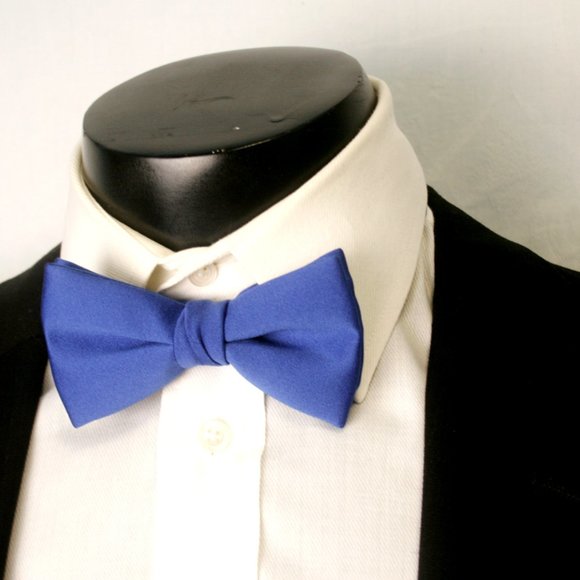 Blue 3-Piece Bow Tie, Cumberband and Pocket Square Set - Picture 2 of 5